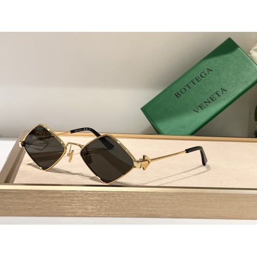 Bottega Veneta AAA Quality Sunglasses #1129796