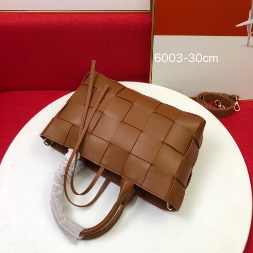 Replica Bottega Veneta BV AAA Quality Handbags For Women #1144133 $122.00 USD for Wholesale