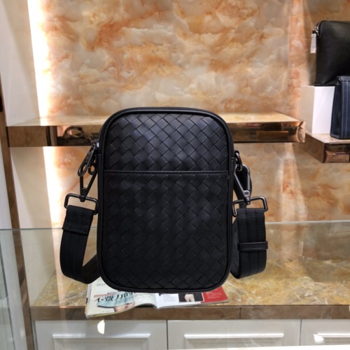 Bottega Veneta AAA Man Messenger Bags #1148224