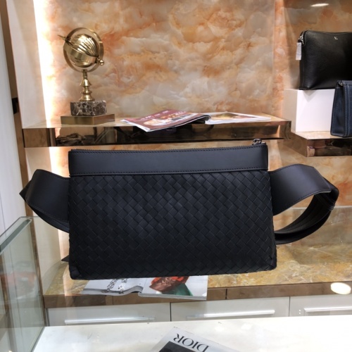 Bottega Veneta AAA Man Messenger Bags #1148237