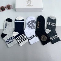 $29.00 USD Versace Socks #1151050