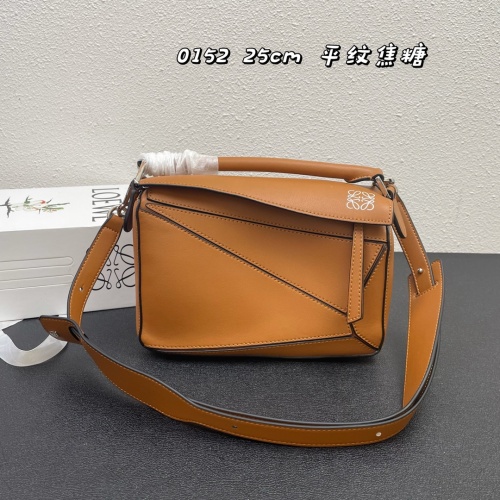 LOEWE AAA Quality Messenger Bags For Women #1158891