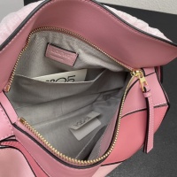 $98.00 USD LOEWE AAA Quality Messenger Bags For Women #1158859