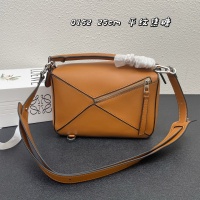 $92.00 USD LOEWE AAA Quality Messenger Bags For Women #1158891