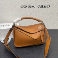 $92.00 USD LOEWE AAA Quality Messenger Bags For Women #1158891