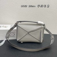 $92.00 USD LOEWE AAA Quality Messenger Bags For Women #1158898