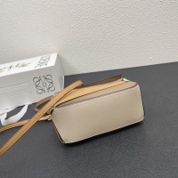 $88.00 USD LOEWE AAA Quality Messenger Bags For Women #1158909