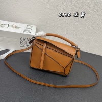 $88.00 USD LOEWE AAA Quality Messenger Bags For Women #1158912