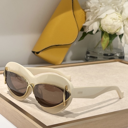 LOEWE AAA Quality Sunglasses #1169000