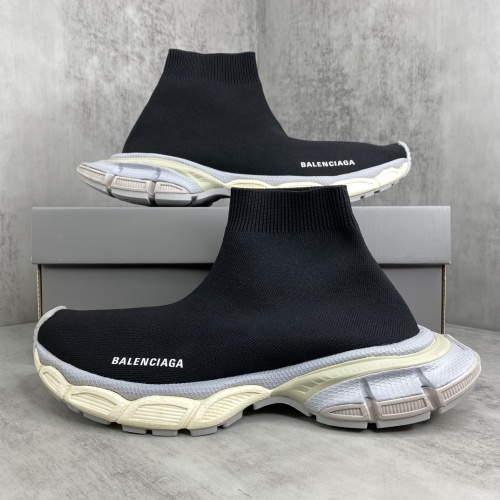 Balenciaga Boots For Women #1177923