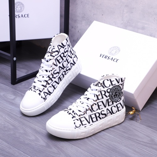 Versace High Tops Shoes For Men #1178810