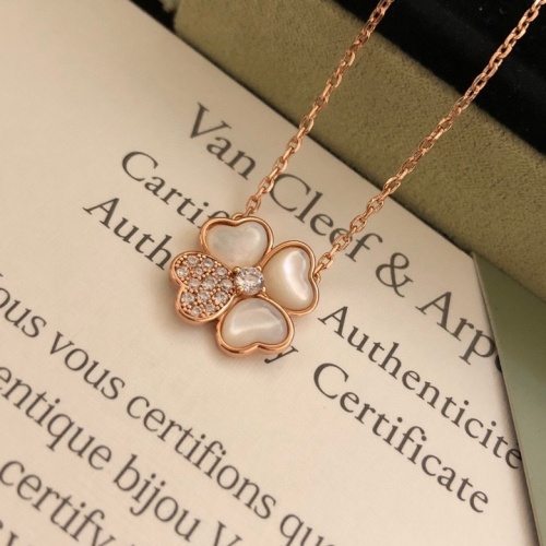 Replica Van Cleef & Arpels Jewelry Set For Women #1182890 $56.00 USD for Wholesale