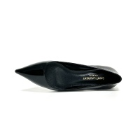 $100.00 USD Yves Saint Laurent YSL Flat Shoes For Women #1174661