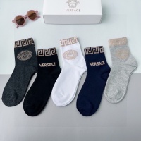 $29.00 USD Versace Socks #1176957