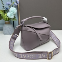 $158.00 USD LOEWE AAA Quality Messenger Bags For Women #1178921