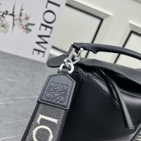 $170.00 USD LOEWE AAA Quality Messenger Bags For Women #1178927