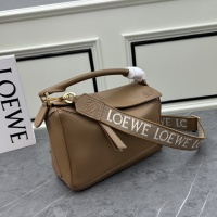 $170.00 USD LOEWE AAA Quality Messenger Bags For Women #1178929