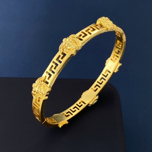 Replica Versace Bracelets #1184373 $32.00 USD for Wholesale