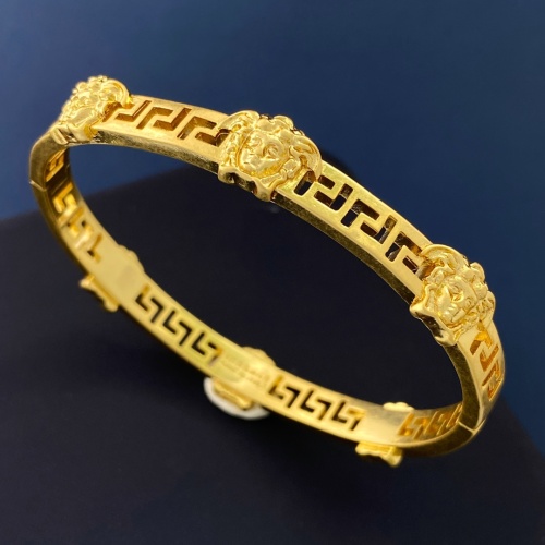 Replica Versace Bracelets #1184373 $32.00 USD for Wholesale