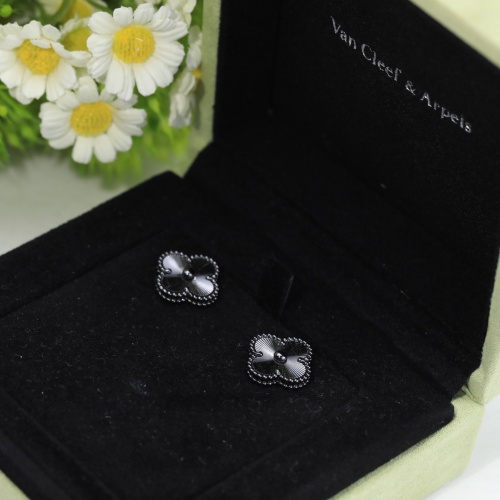 Replica Van Cleef & Arpels Earrings For Women #1184899 $32.00 USD for Wholesale