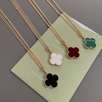 $32.00 USD Van Cleef & Arpels Necklaces For Women #1184067