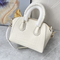 $172.00 USD Givenchy AAA Quality Handbags For Women #1185523