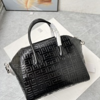 $210.00 USD Givenchy AAA Quality Handbags For Women #1185537