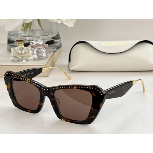 Valentino AAA Quality Sunglasses #1187366