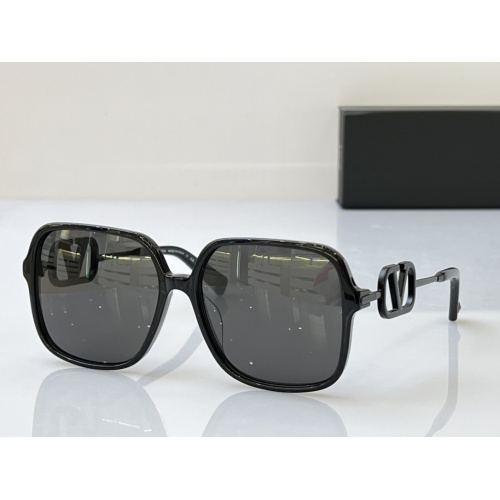 Valentino AAA Quality Sunglasses #1187603