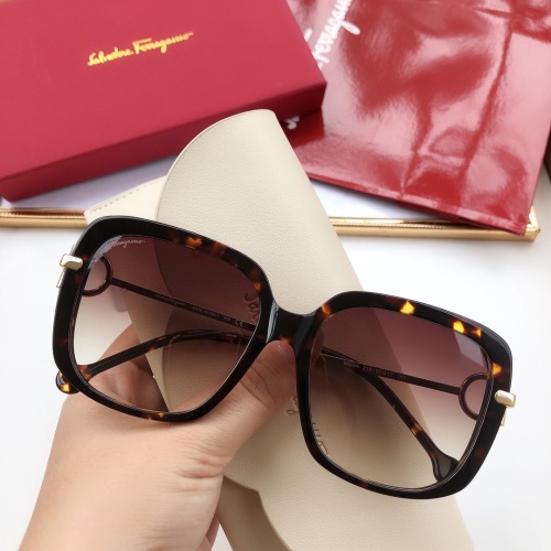 Salvatore Ferragamo AAA Quality Sunglasses #1187641