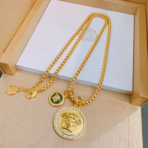 Versace Necklaces #1189367