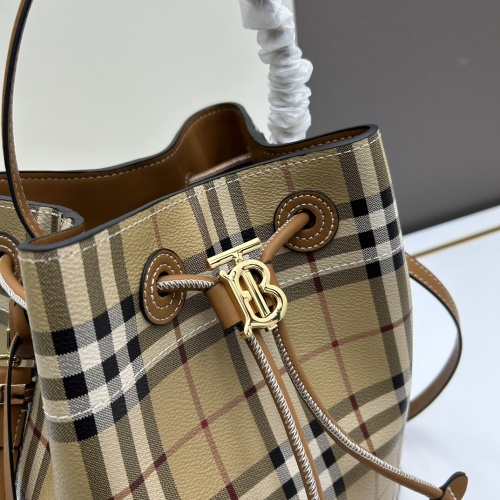 Replica Burberry AAA Quality Messenger Bags For Women #1191687 $108.00 USD for Wholesale