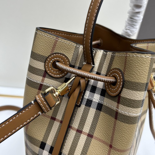 Replica Burberry AAA Quality Messenger Bags For Women #1191687 $108.00 USD for Wholesale