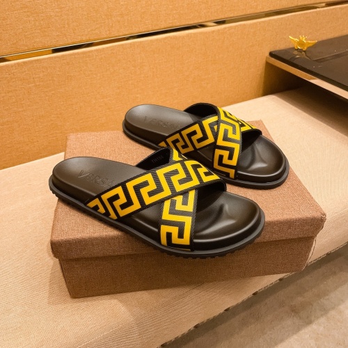 Versace Slippers For Men #1196022