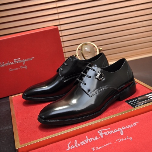 Salvatore Ferragamo Leather Shoes For Men #1196416