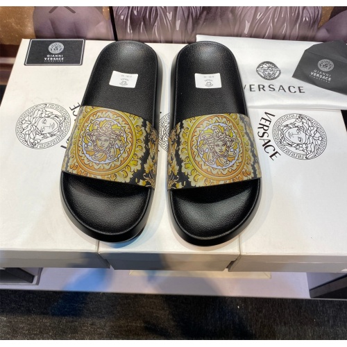 Versace Slippers For Men #1196502