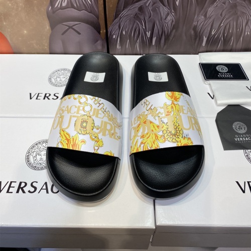 Versace Slippers For Men #1196523