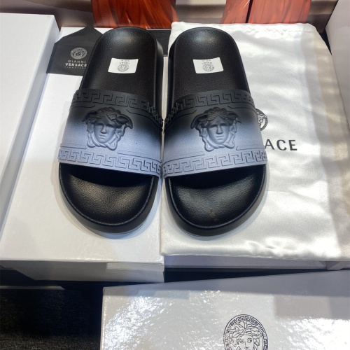 Versace Slippers For Men #1196539