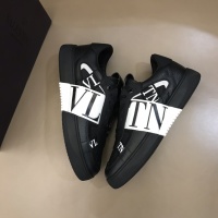 $80.00 USD Valentino Casual Shoes For Men #1186564