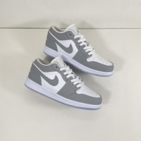 $88.00 USD Air Jordan-1-Low For Women #1186680