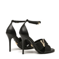 $80.00 USD Versace Sandal For Women #1186772