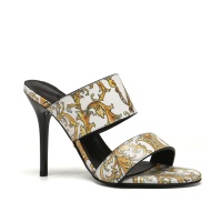 $80.00 USD Versace Sandal For Women #1187382