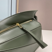 $132.00 USD LOEWE AAA Quality Messenger Bags For Women #1192010