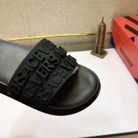 $45.00 USD Versace Slippers For Men #1196554