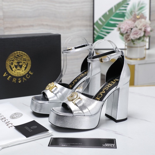 Versace Sandal For Women #1197967