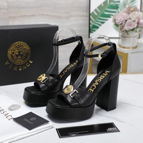 Versace Sandal For Women #1197970