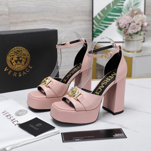 Versace Sandal For Women #1197971