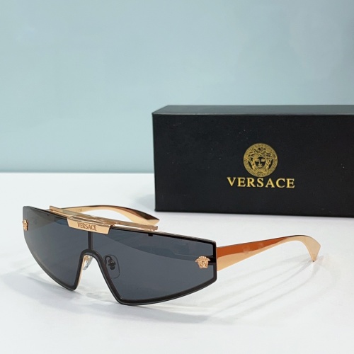 Versace AAA Quality Sunglasses #1201340