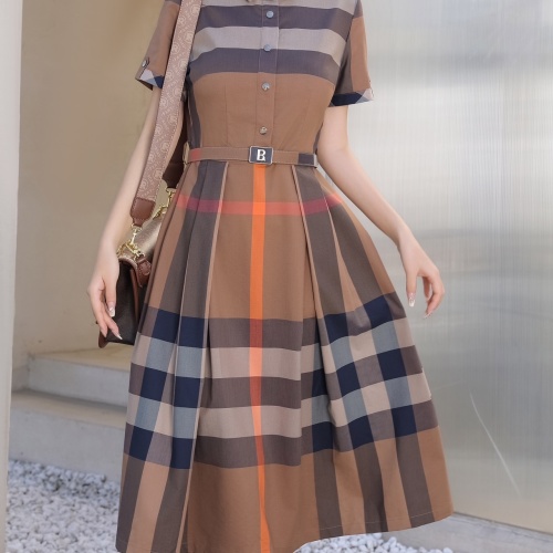 Burberry Dresses Short Sleeved For Women #1201913