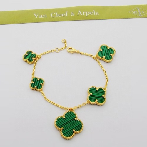 Van Cleef & Arpels Bracelets For Women #1205423